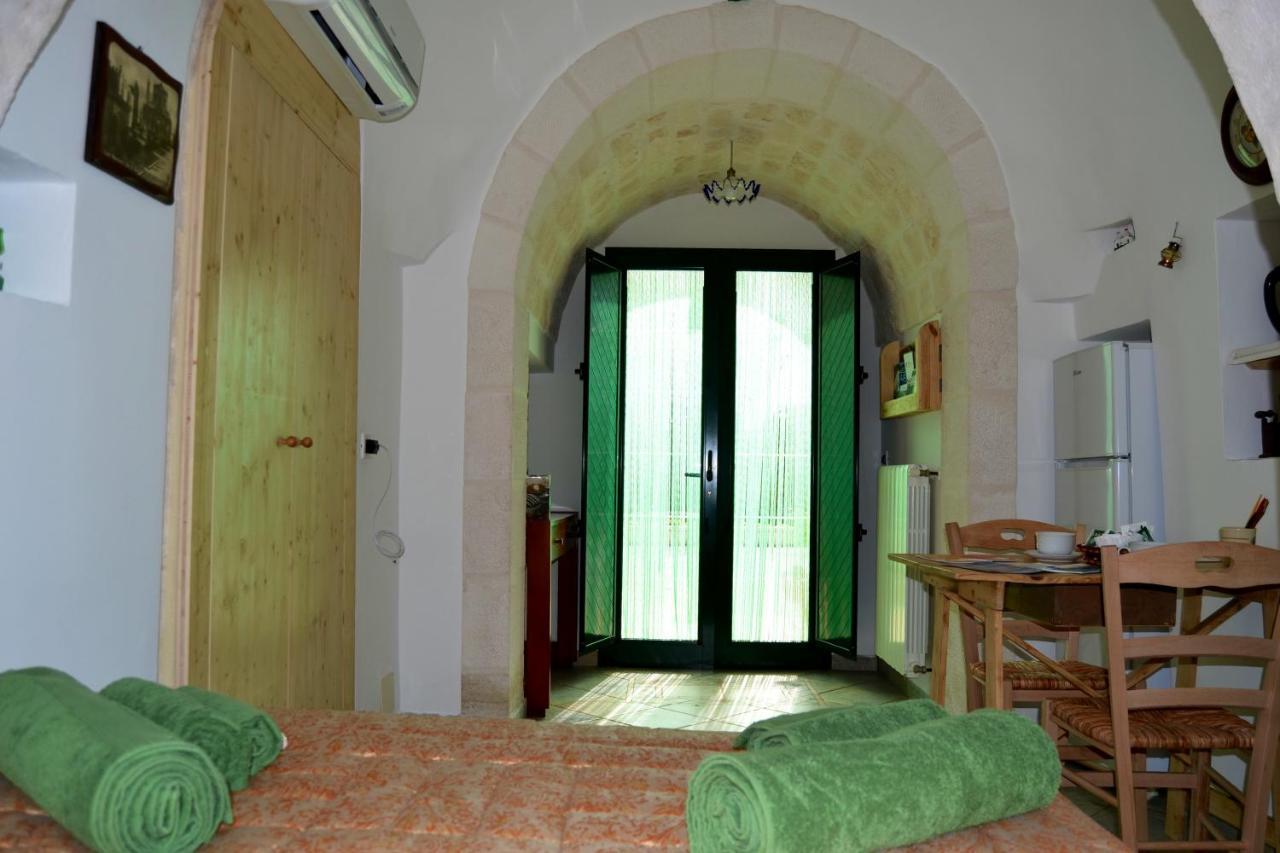 Bed and Breakfast Trullo Al Monte à Ceglie Messapica Extérieur photo