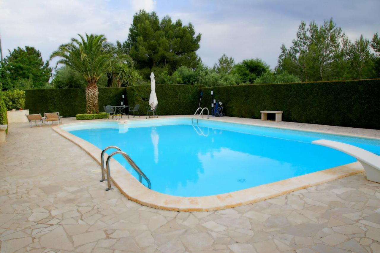 Bed and Breakfast Trullo Al Monte à Ceglie Messapica Extérieur photo